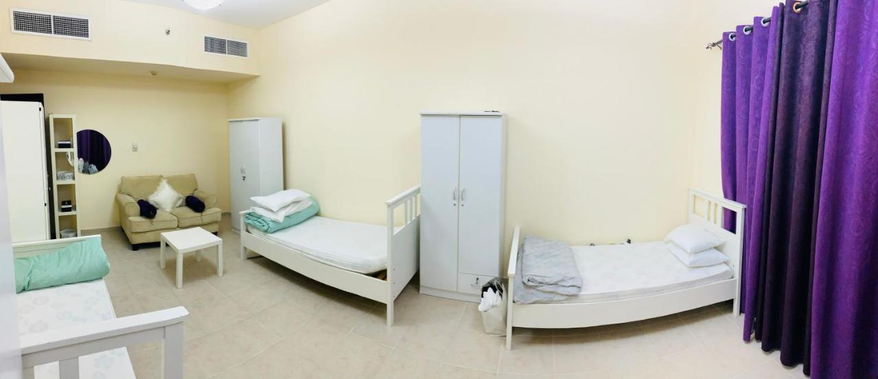 Nash Guest House Females Only Dubai Exterior photo